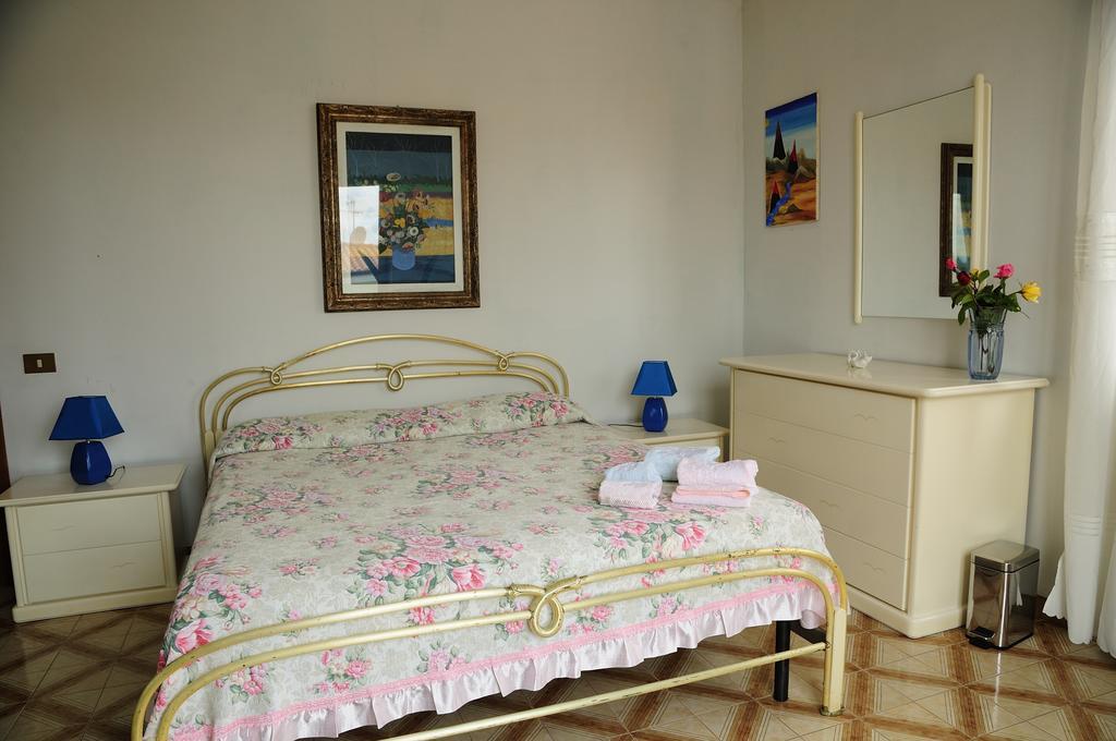 Bed And Breakfast Villa Viviana Anzio Pokój zdjęcie